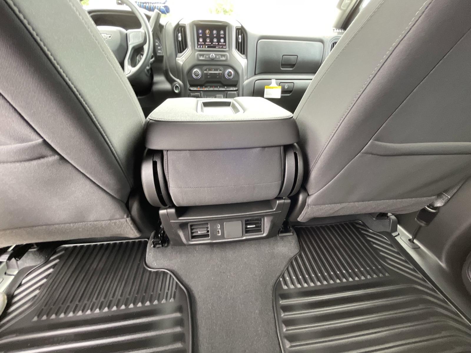 2025 Chevrolet Silverado 1500 Vehicle Photo in BENTONVILLE, AR 72712-4322