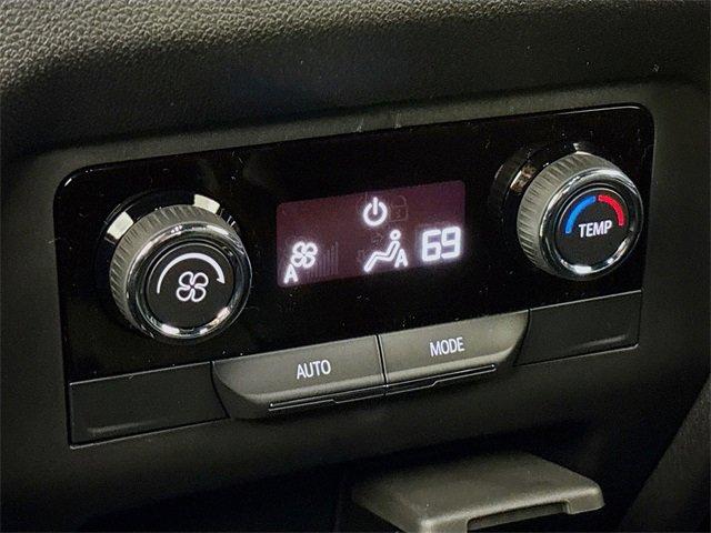 2025 Chevrolet Traverse Vehicle Photo in PUYALLUP, WA 98371-4149