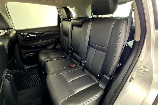 2019 Nissan Rogue Vehicle Photo in Grapevine, TX 76051