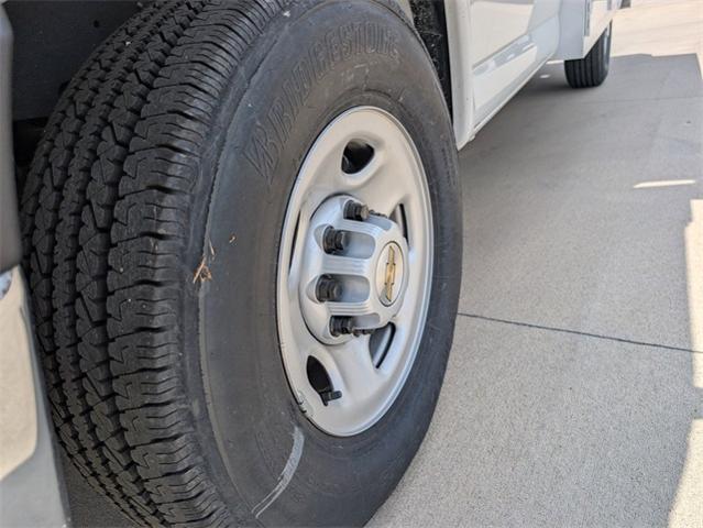 2024 Chevrolet Express Commercial Cutaway Vehicle Photo in ENGLEWOOD, CO 80113-6708