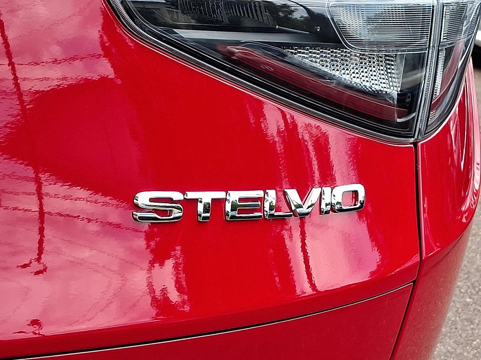 2025 Alfa Romeo Stelvio Vehicle Photo in Willow Grove, PA 19090
