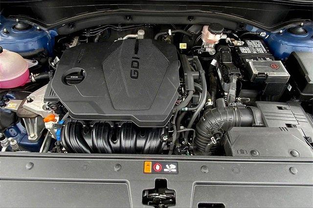 2022 Hyundai Santa Fe Vehicle Photo in TOPEKA, KS 66609-0000