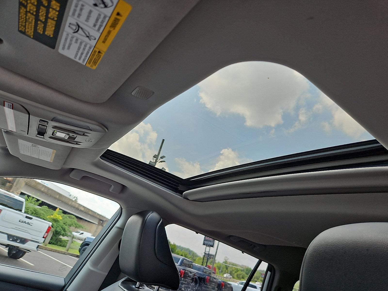 2021 Toyota Highlander Vehicle Photo in Trevose, PA 19053