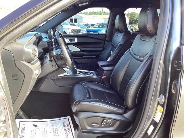 2020 Ford Explorer Vehicle Photo in Gardner, MA 01440