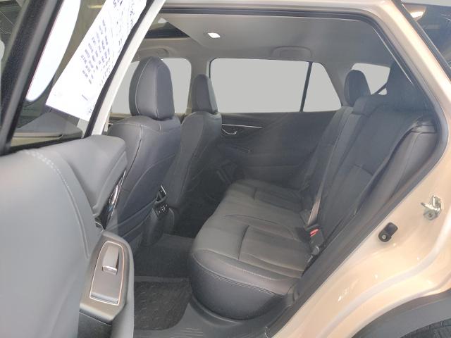 2025 Subaru Outback Vehicle Photo in Green Bay, WI 54304
