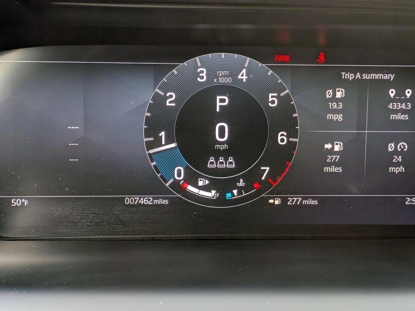 2024 Land Rover Discovery Sport Vehicle Photo in Bethesda, MD 20852