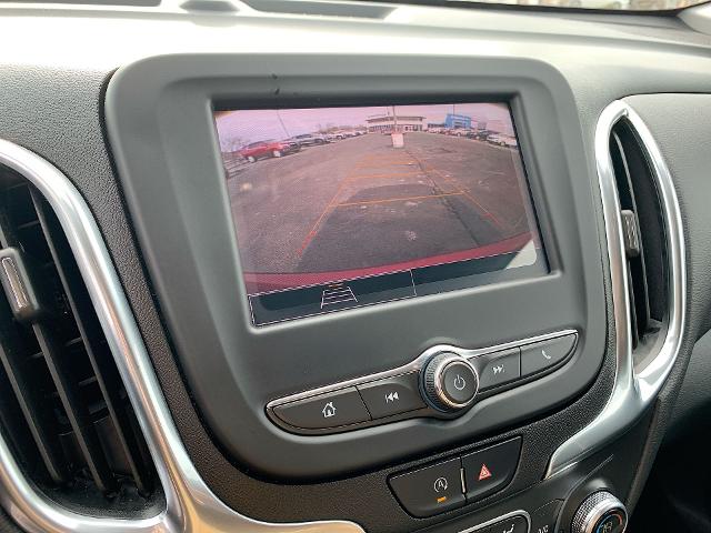 2022 Chevrolet Equinox Vehicle Photo in MOON TOWNSHIP, PA 15108-2571