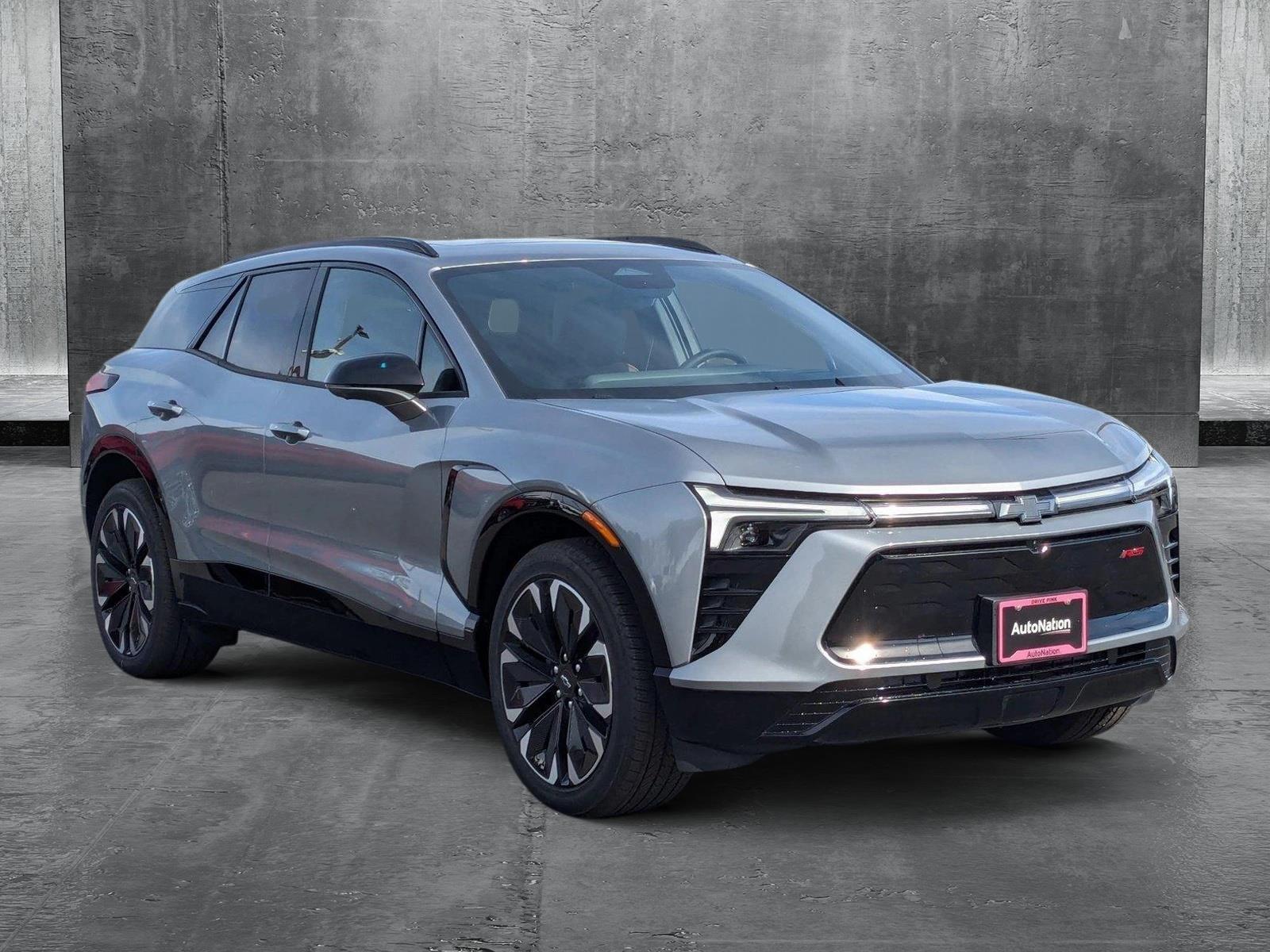 2025 Chevrolet Blazer EV Vehicle Photo in VALENCIA, CA 91355-1705