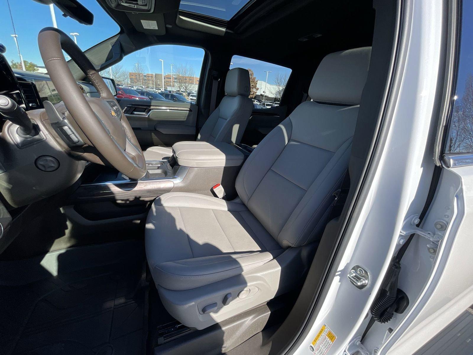 2025 Chevrolet Silverado 1500 Vehicle Photo in BENTONVILLE, AR 72712-4322