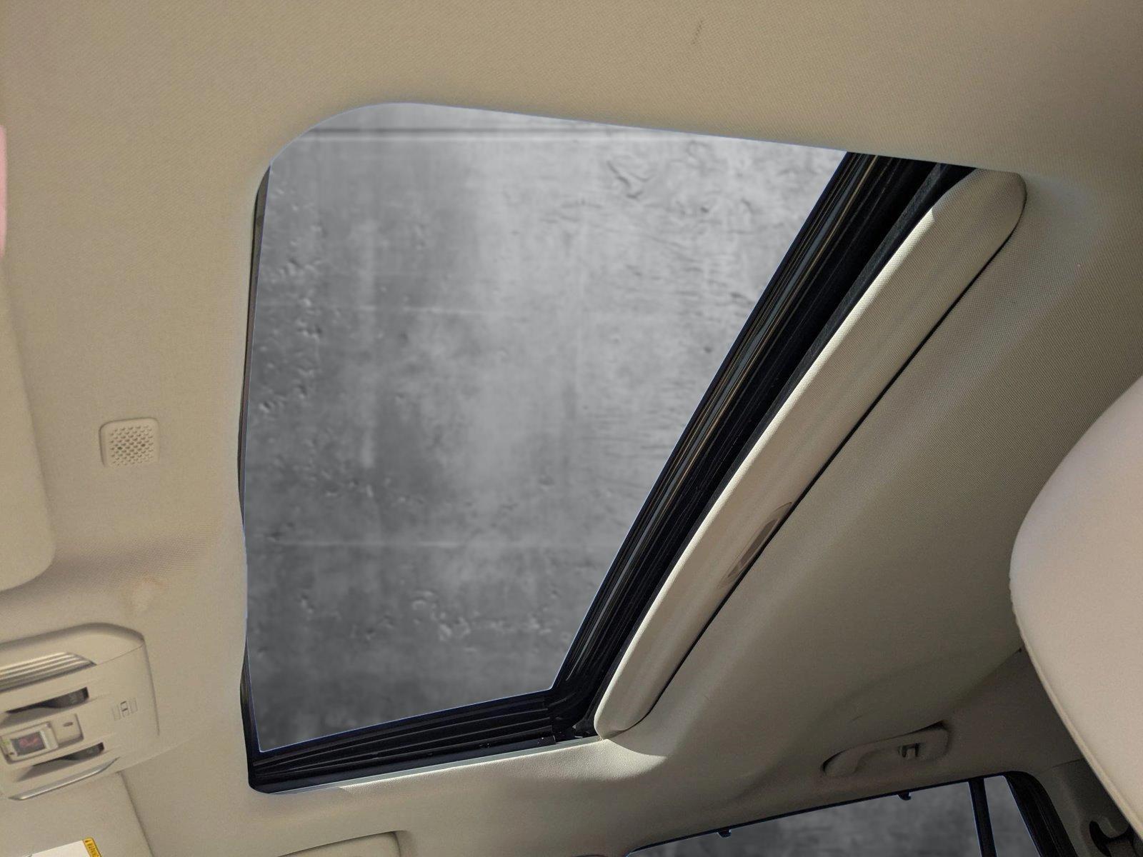 2022 Toyota Highlander Vehicle Photo in Spokane, WA 99201