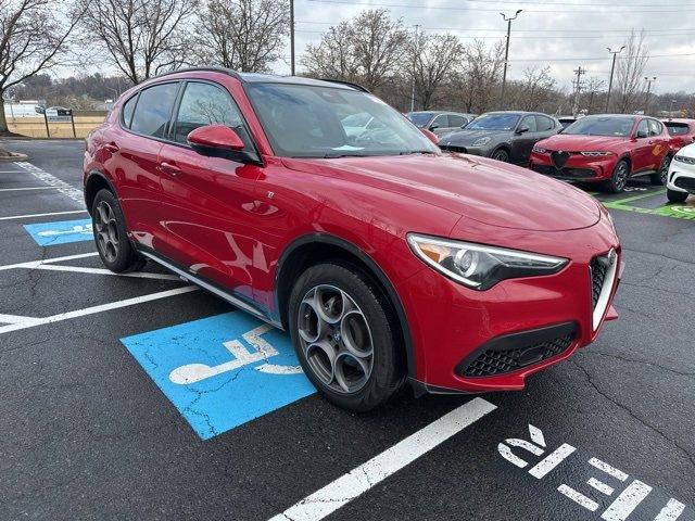 2022 Alfa Romeo Stelvio Vehicle Photo in Willow Grove, PA 19090