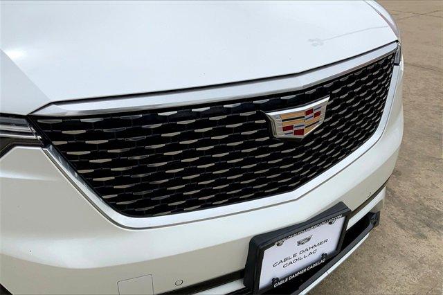 2023 Cadillac XT6 Vehicle Photo in TOPEKA, KS 66609-0000