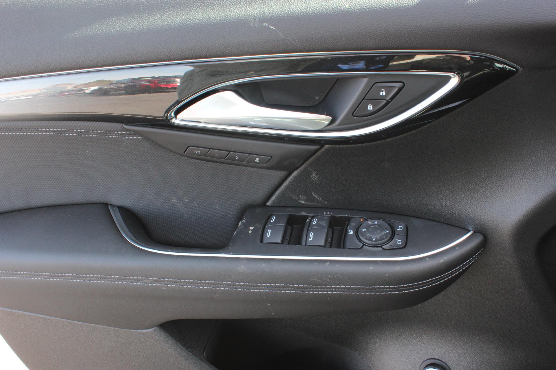 2025 Buick Envision Vehicle Photo in AURORA, CO 80012-4011