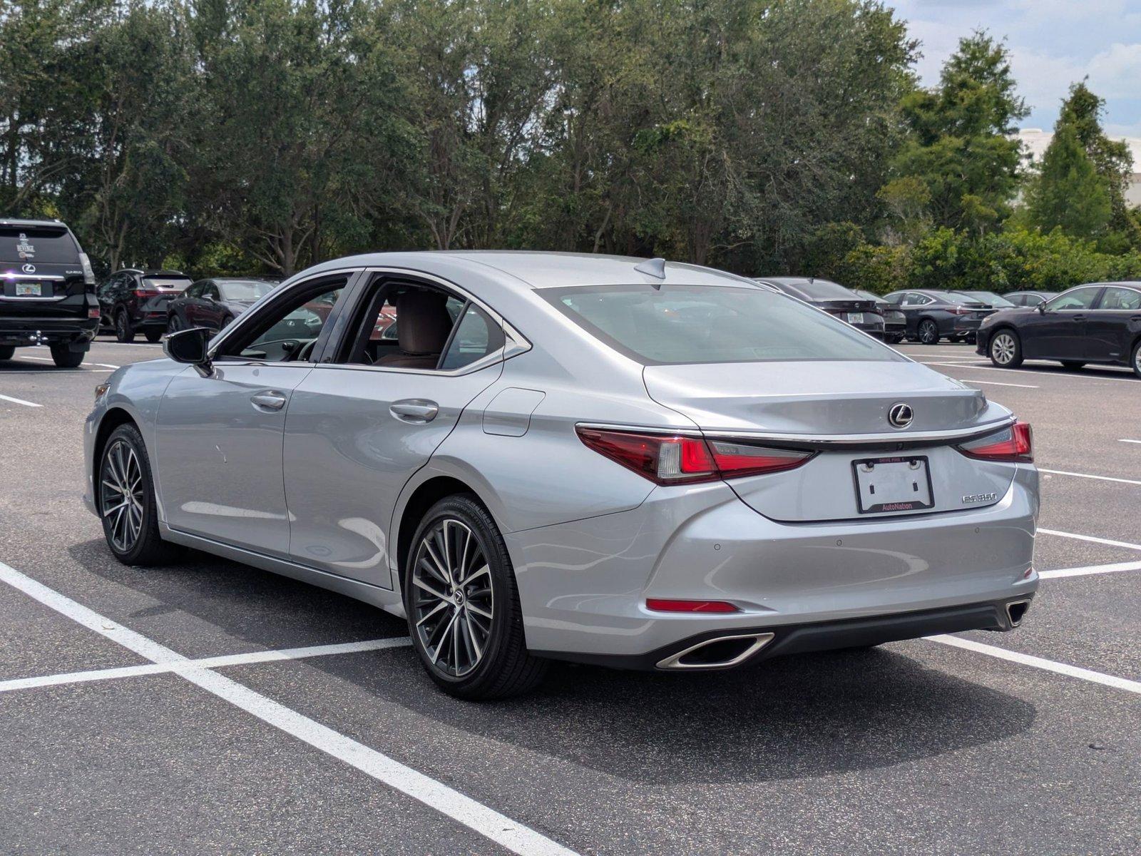 2024 Lexus ES 350 Vehicle Photo in Clearwater, FL 33761