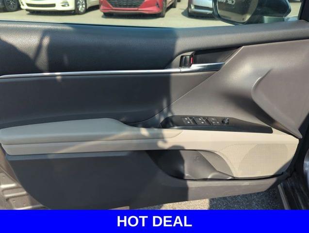 2018 Toyota Camry Vehicle Photo in Merrillville, IN 46410