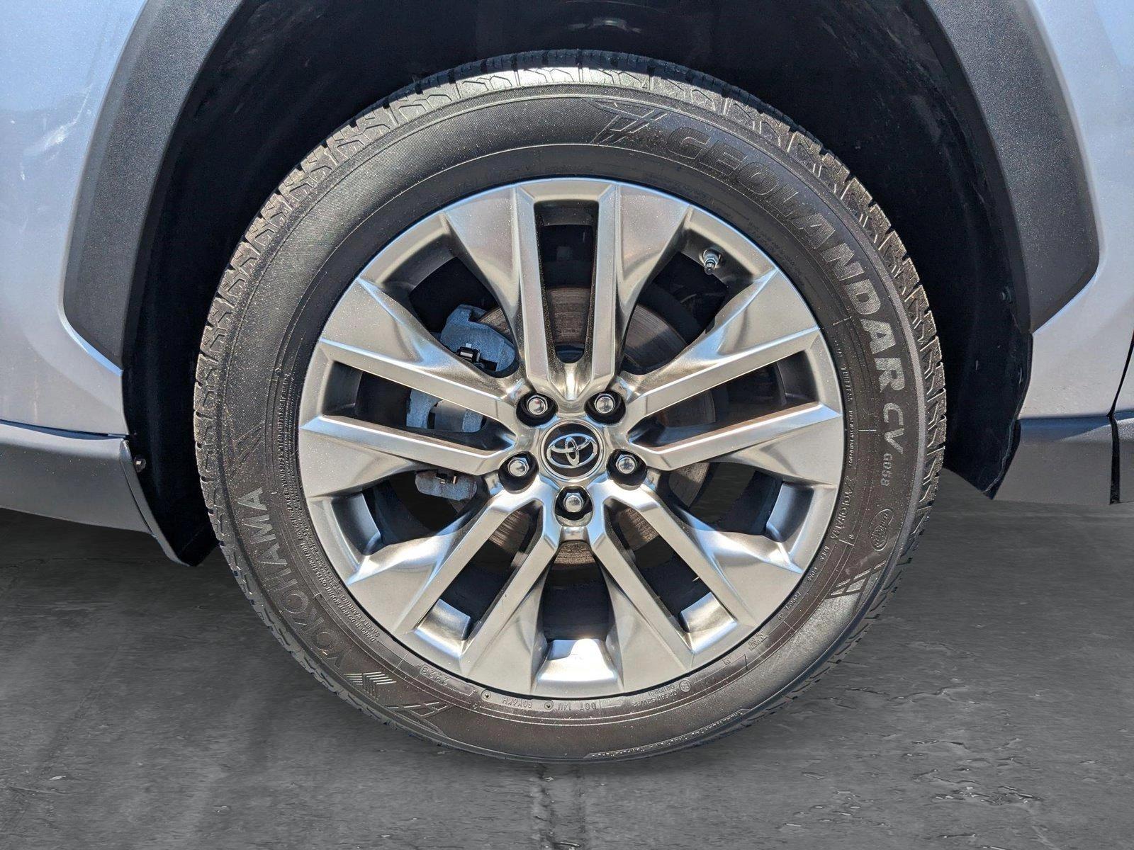 2019 Toyota RAV4 Vehicle Photo in Panama City, FL 32401
