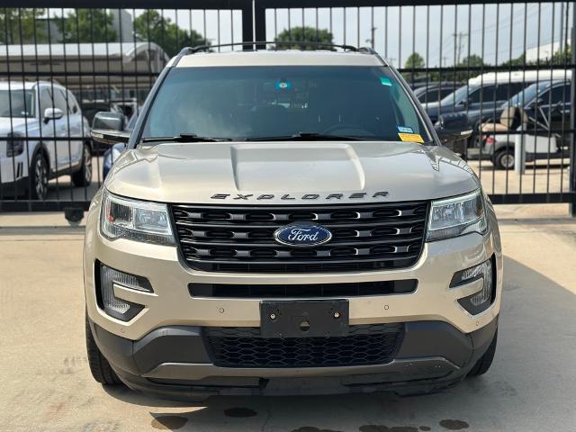 2017 Ford Explorer Vehicle Photo in Grapevine, TX 76051