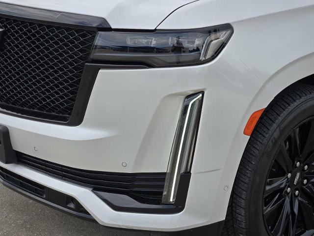 2021 Cadillac Escalade Vehicle Photo in DENTON, TX 76210-9321