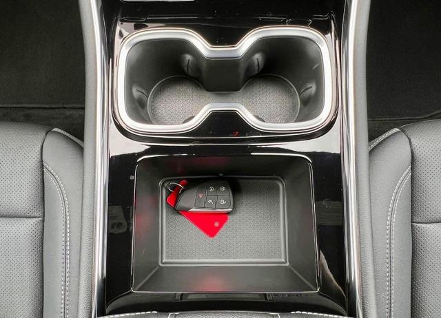 2025 Chevrolet Traverse Vehicle Photo in EFFINGHAM, IL 62401-2832