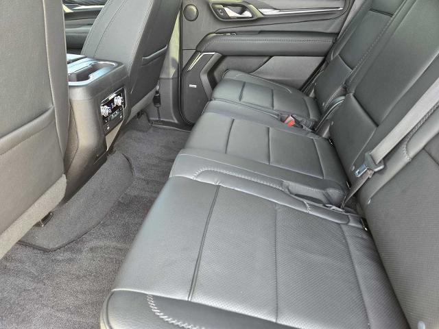 2023 GMC Yukon Vehicle Photo in DENTON, TX 76210-9321
