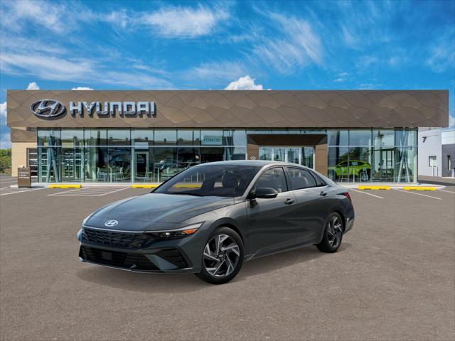 2025 Hyundai ELANTRA Vehicle Photo in Peoria, IL 61615