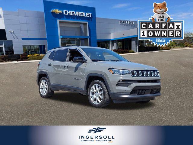 2023 Jeep Compass Vehicle Photo in DANBURY, CT 06810-5034