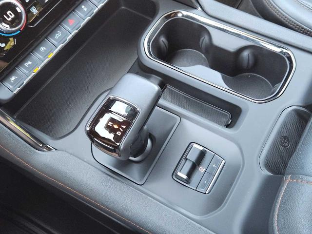 2022 GMC Sierra 1500 Vehicle Photo in DENTON, TX 76210-9321