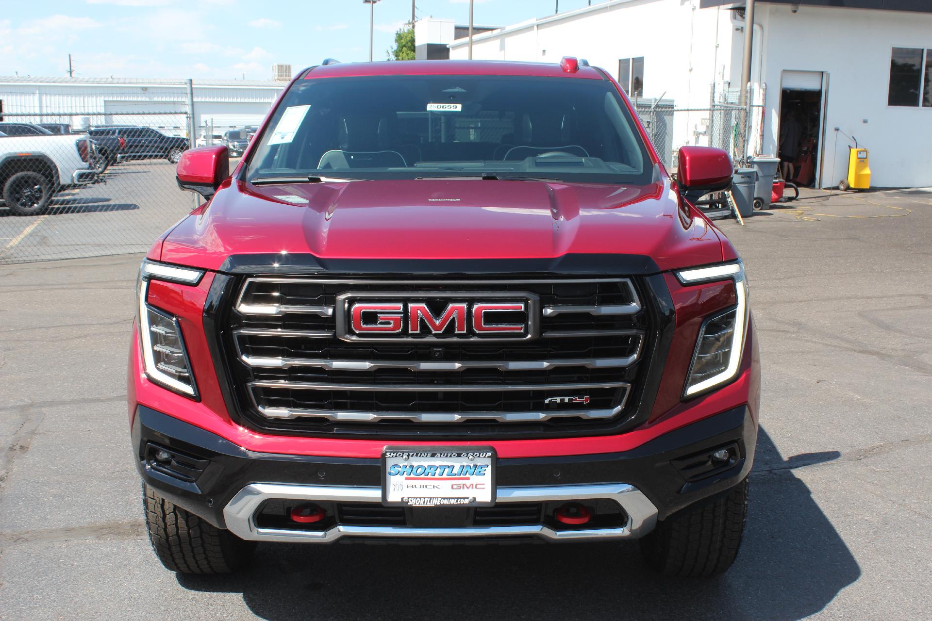 2025 GMC Yukon Vehicle Photo in AURORA, CO 80012-4011