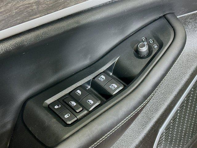2023 Jeep Grand Cherokee 4xe Vehicle Photo in Doylsetown, PA 18901