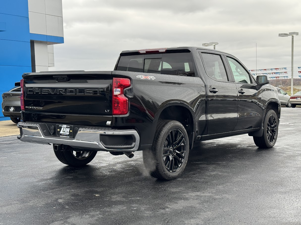 2025 Chevrolet Silverado 1500 Vehicle Photo in BOONVILLE, IN 47601-9633