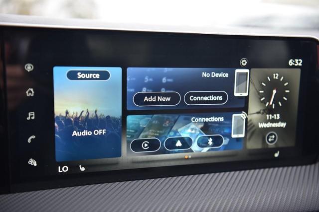 2025 Nissan Kicks Vehicle Photo in Ballwin, MO 63011