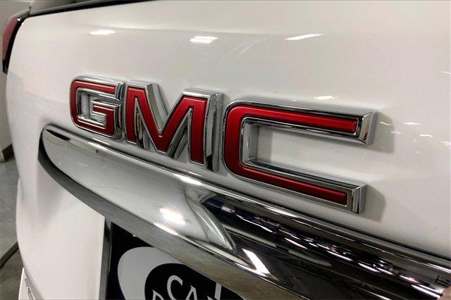 2024 GMC Terrain Vehicle Photo in KANSAS CITY, MO 64114-4502