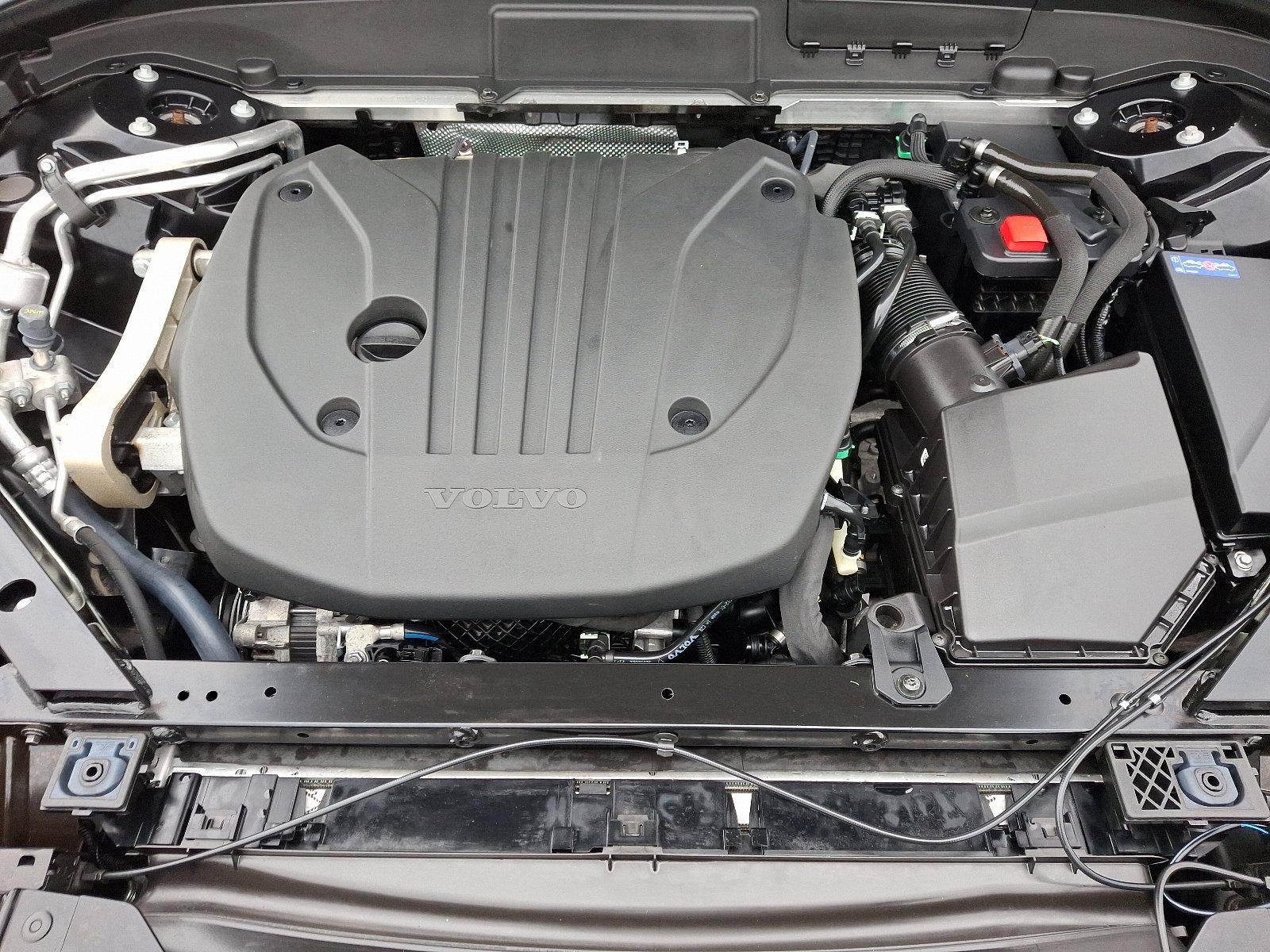 2022 Volvo XC60 Vehicle Photo in Trevose, PA 19053
