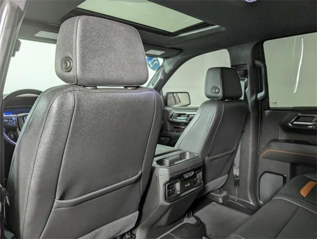 2022 GMC Sierra 1500 Vehicle Photo in ENGLEWOOD, CO 80113-6708