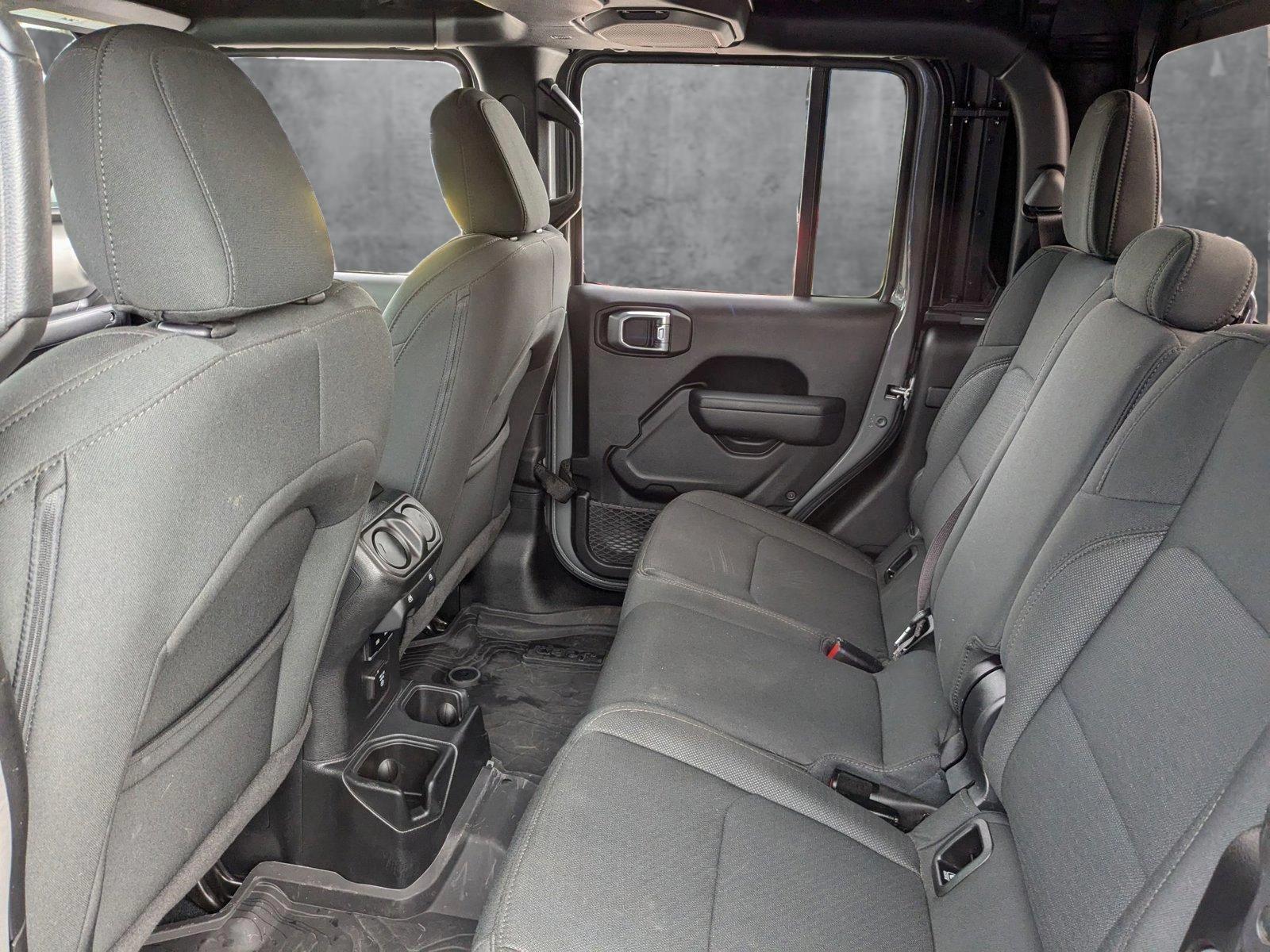 2023 Jeep Gladiator Vehicle Photo in Towson, MD 21204