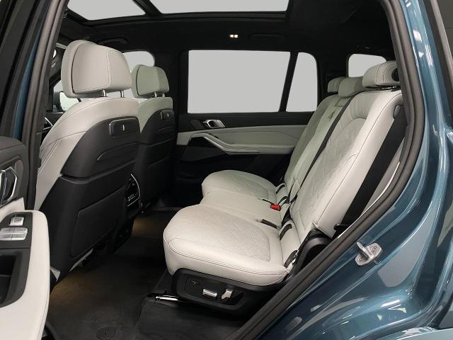2025 BMW X7 xDrive40i Vehicle Photo in Appleton, WI 54913