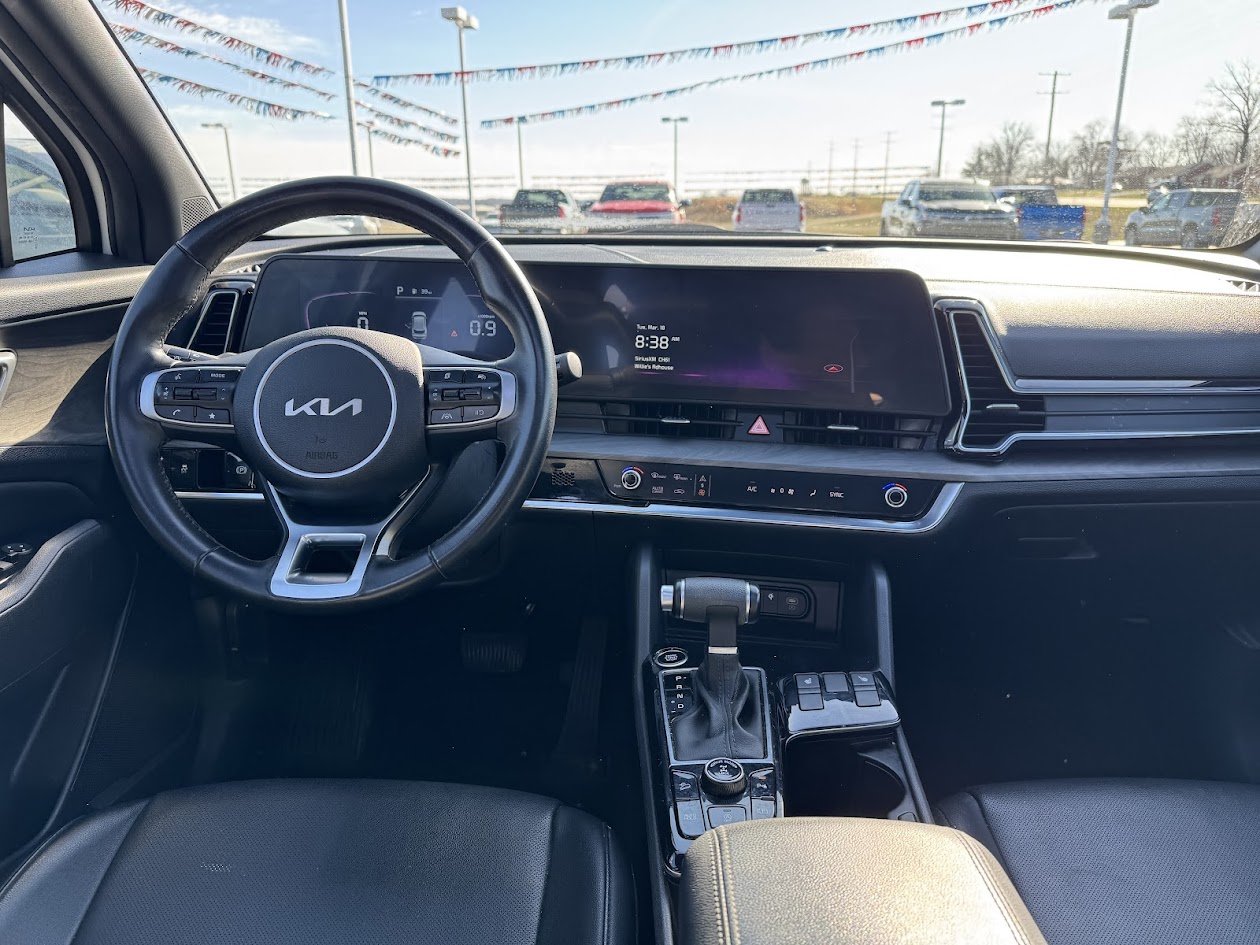 2023 Kia Sportage Vehicle Photo in BOONVILLE, IN 47601-9633