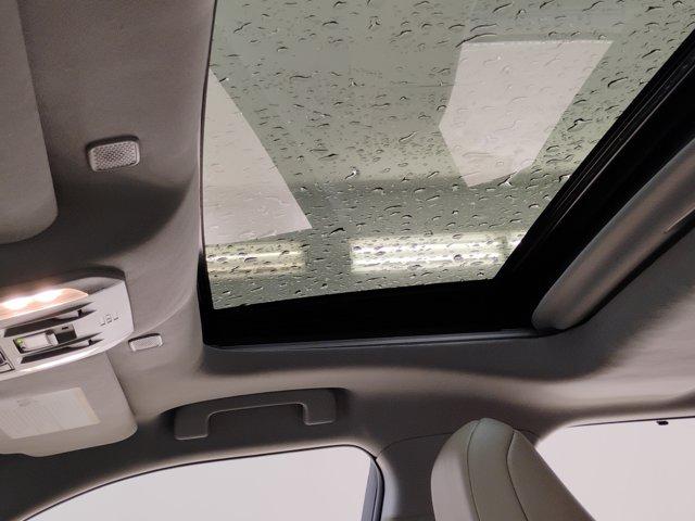 2023 Toyota Highlander Vehicle Photo in PINEVILLE, NC 28134-8495