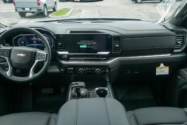 2025 Chevrolet Silverado 1500 Vehicle Photo in VENTURA, CA 93003-8585