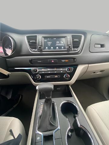 2021 Kia Sedona Vehicle Photo in APPLETON, WI 54914-8833