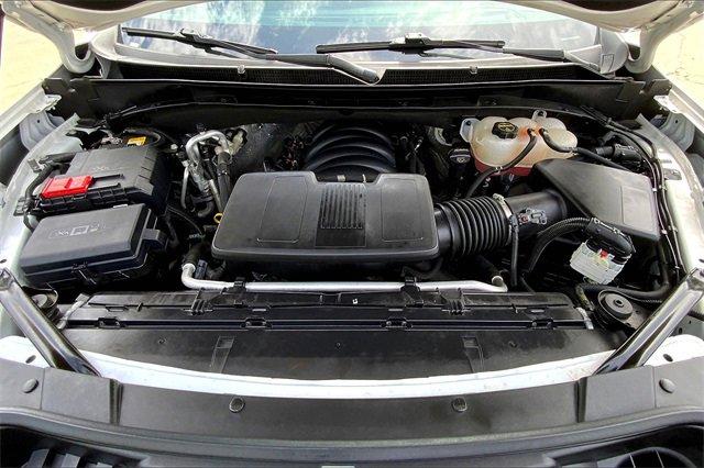 2024 Cadillac Escalade Vehicle Photo in KANSAS CITY, MO 64114-4545