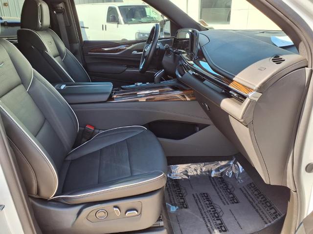 2024 Cadillac Escalade Vehicle Photo in TAMPA, FL 33612-3404