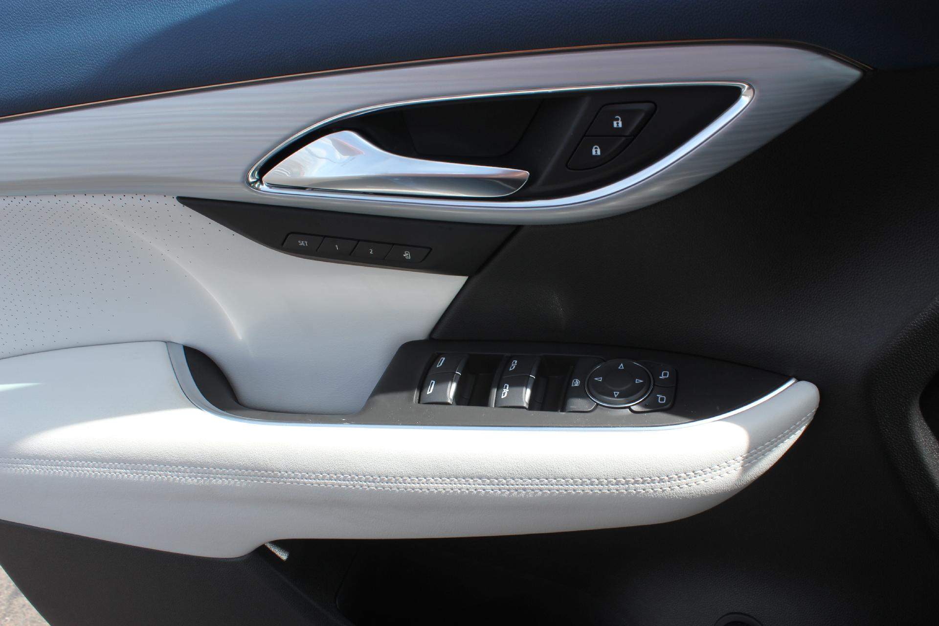 2025 Buick Envision Vehicle Photo in AURORA, CO 80012-4011