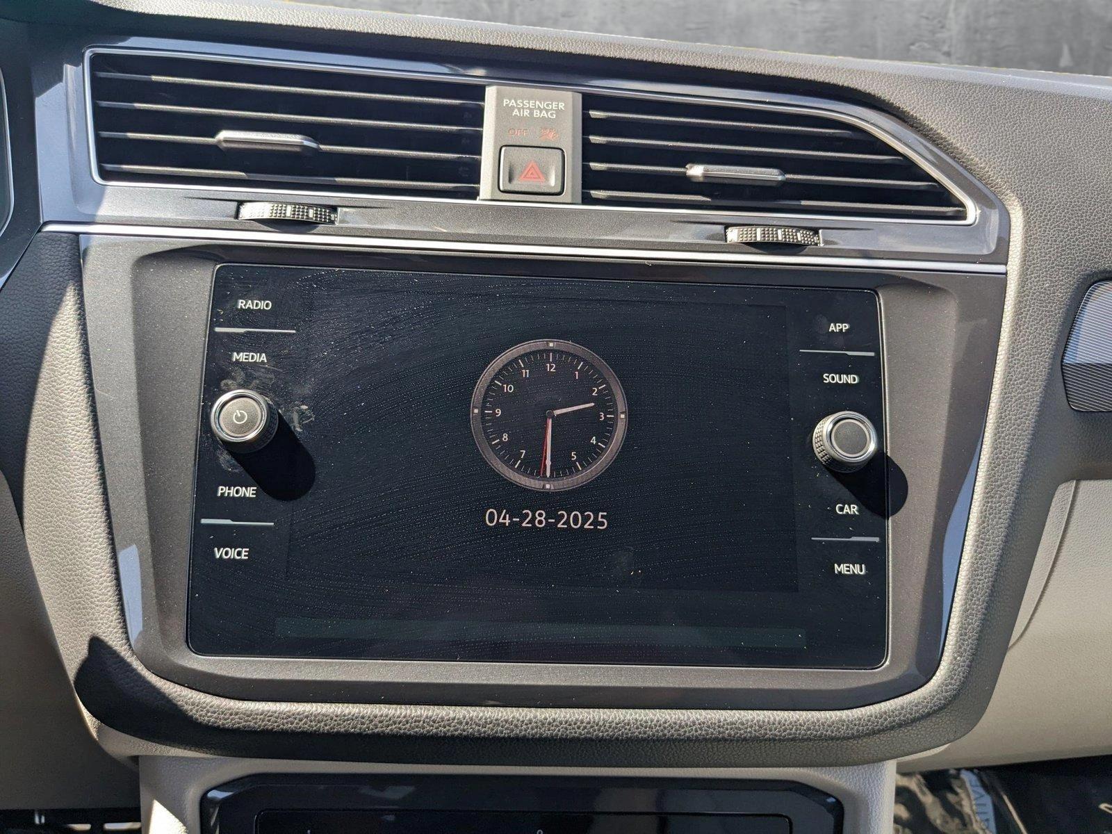 2024 Volkswagen Tiguan Vehicle Photo in Davie, FL 33331