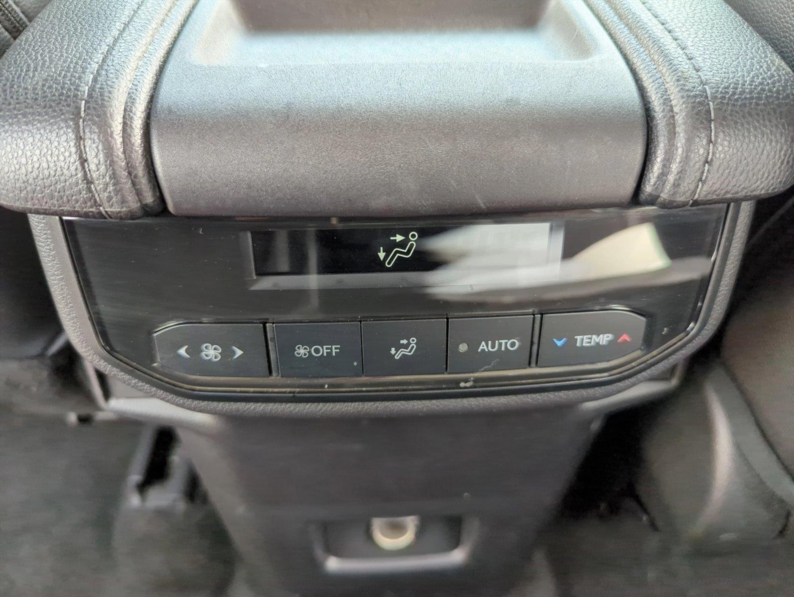 2024 Toyota Grand Highlander Vehicle Photo in Ft. Myers, FL 33907