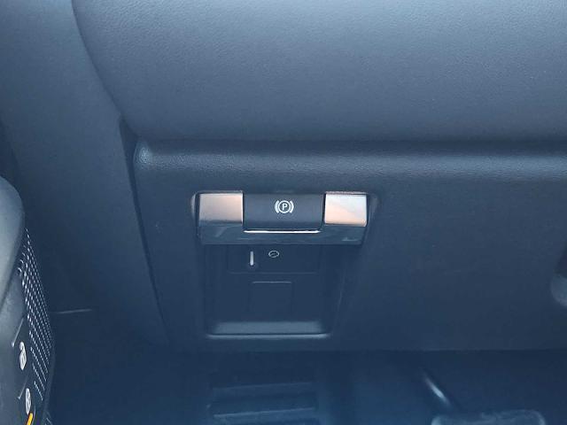 2022 Defender Vehicle Photo in Grapevine, TX 76051