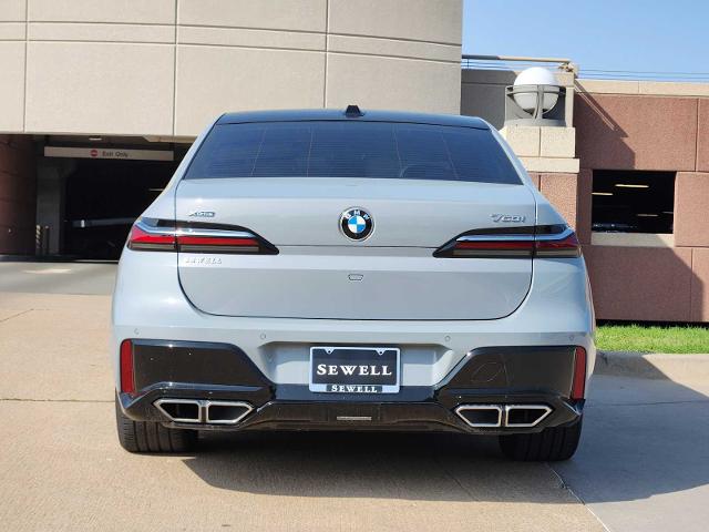 2023 BMW 760i xDrive Vehicle Photo in PLANO, TX 75024
