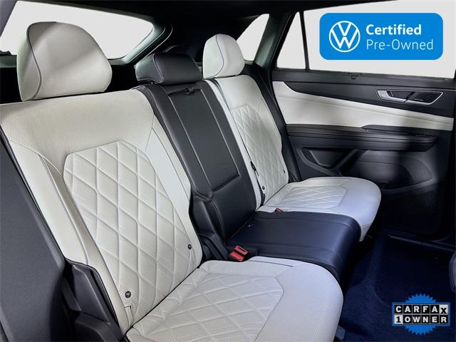 2024 Volkswagen Atlas Cross Sport Vehicle Photo in Puyallup, WA 98371