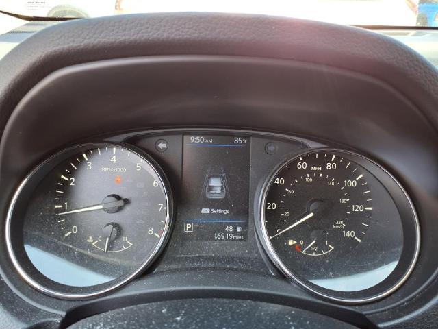 2020 Nissan Rogue Vehicle Photo in Tampa, FL 33612