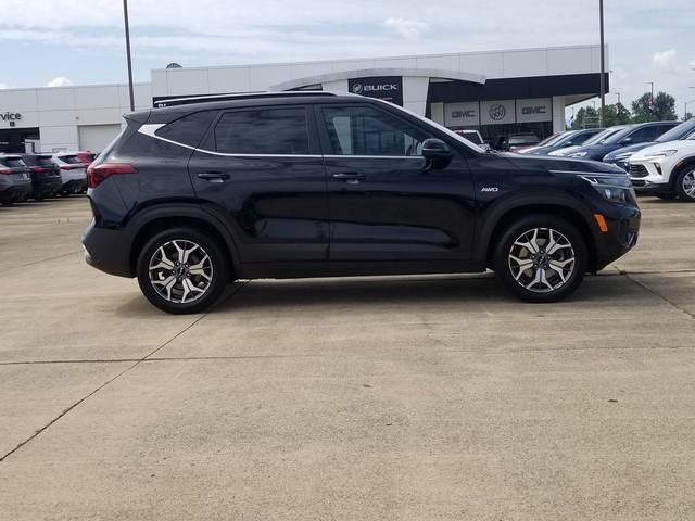 2022 Kia Seltos Vehicle Photo in ELYRIA, OH 44035-6349